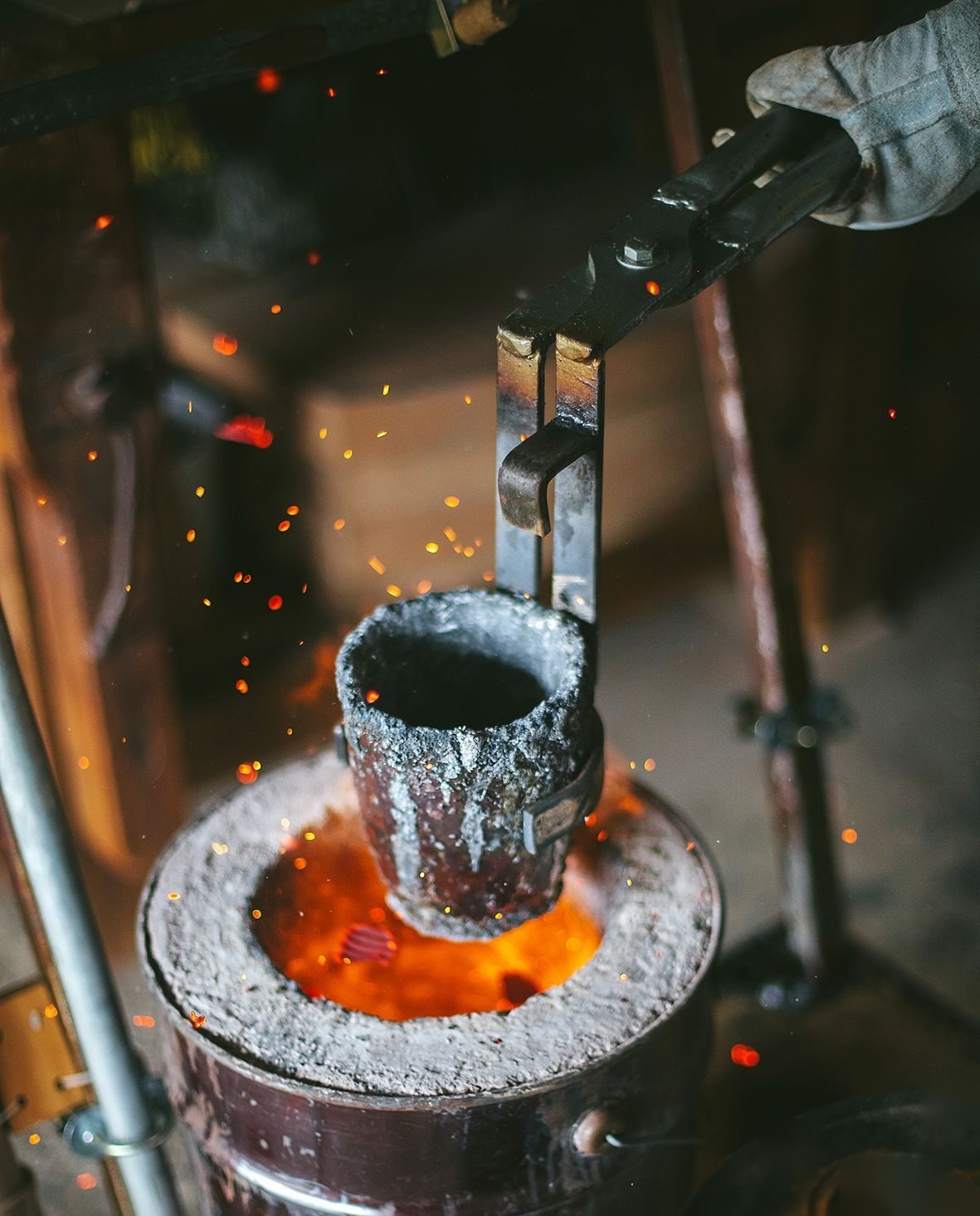 Artisan working safely